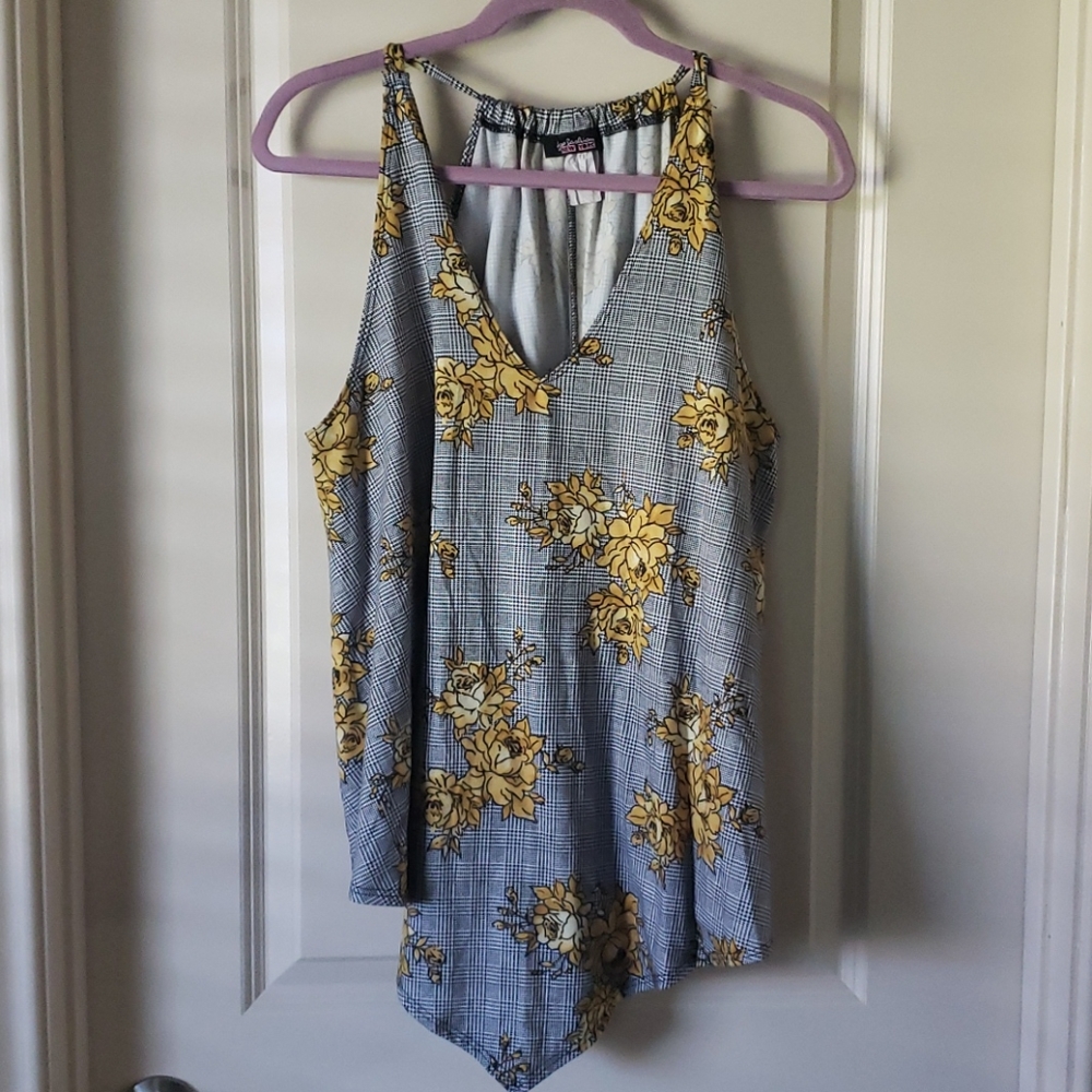 Women top